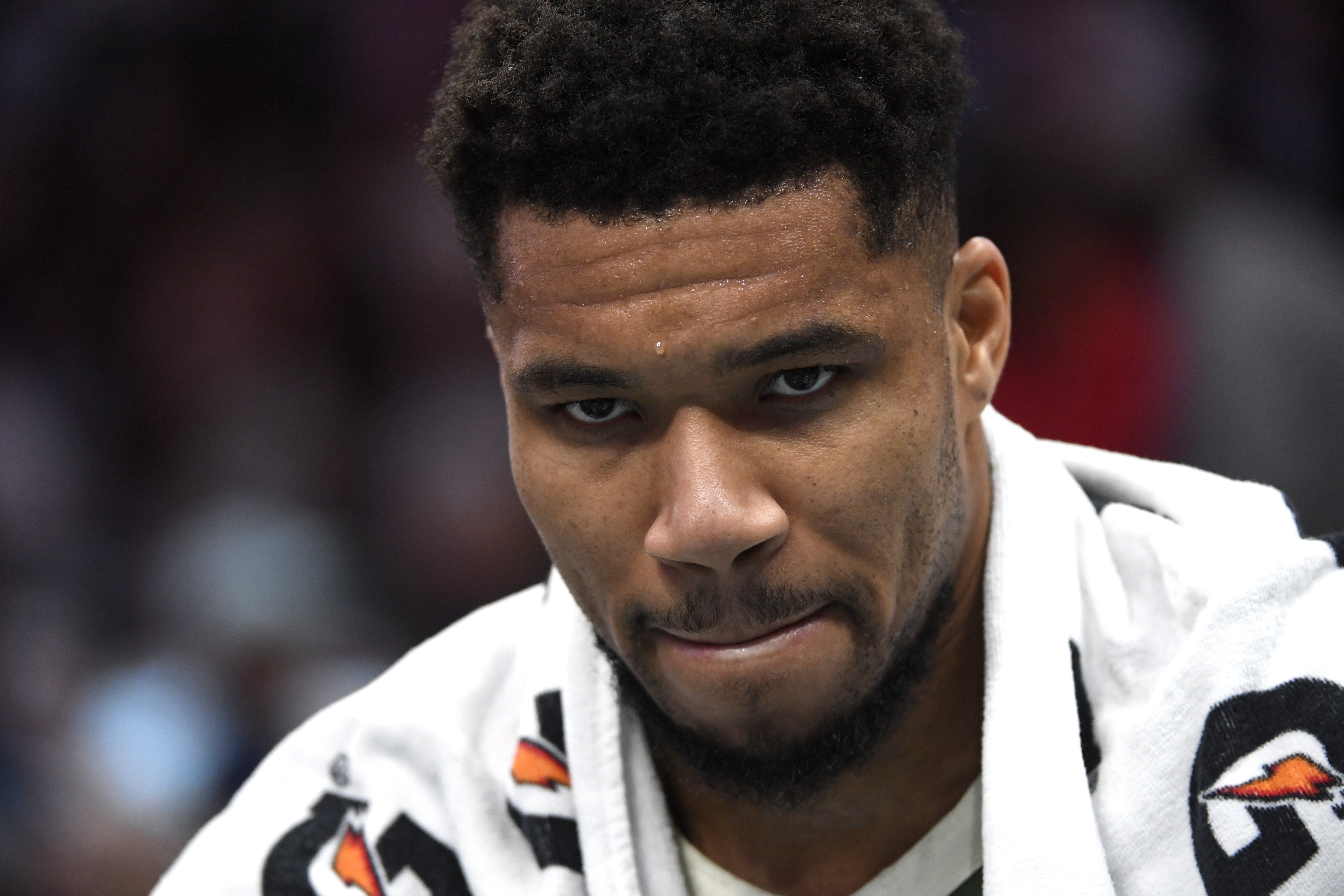 开云官网登录-又一场无奈的失利！字母哥13中9&amp;罚球14中7空砍25分 有7次失误